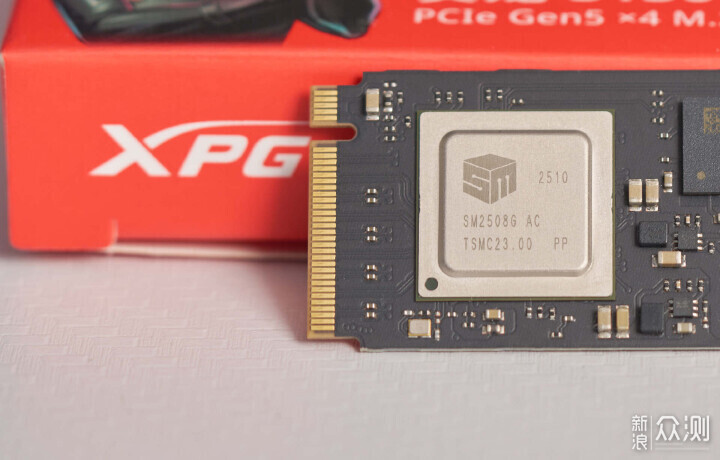 四颗粒大于两颗粒？XPG翼龙S150 PCIE5.0固态_新浪众测